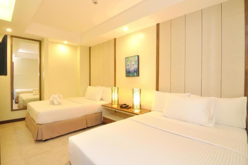 Belian Hotel Città di Tagbilaran Esterno foto