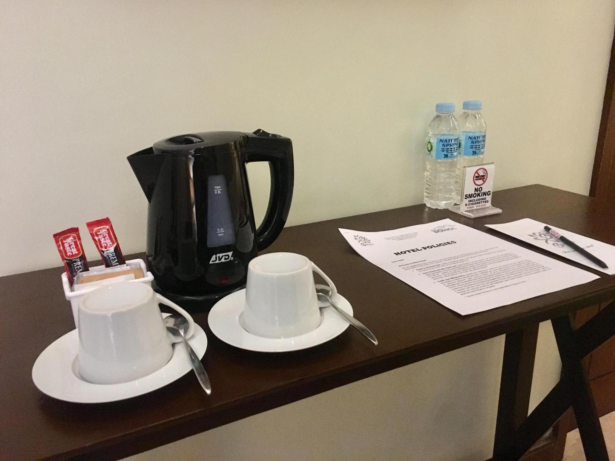 Belian Hotel Città di Tagbilaran Esterno foto