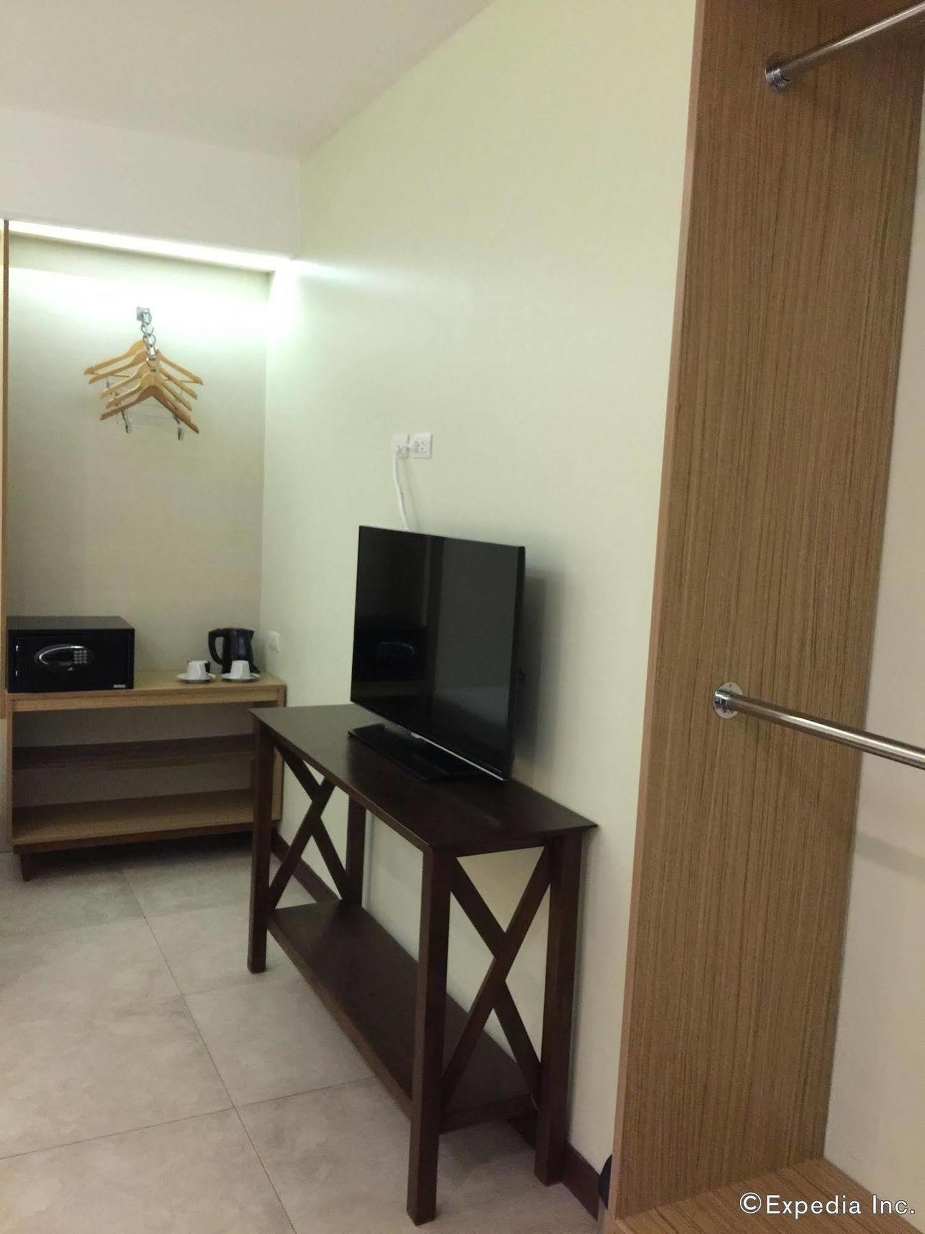 Belian Hotel Città di Tagbilaran Esterno foto
