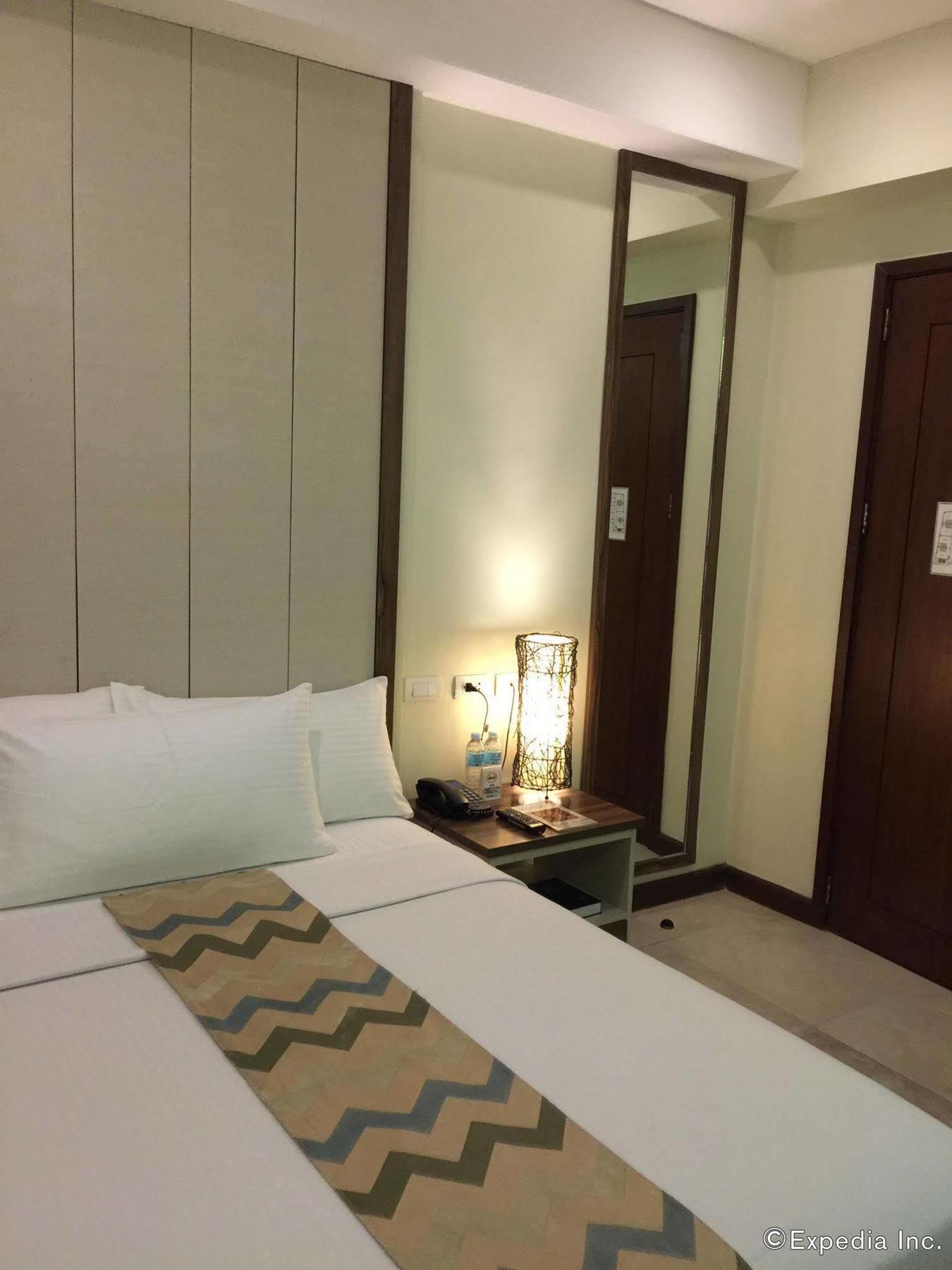 Belian Hotel Città di Tagbilaran Esterno foto
