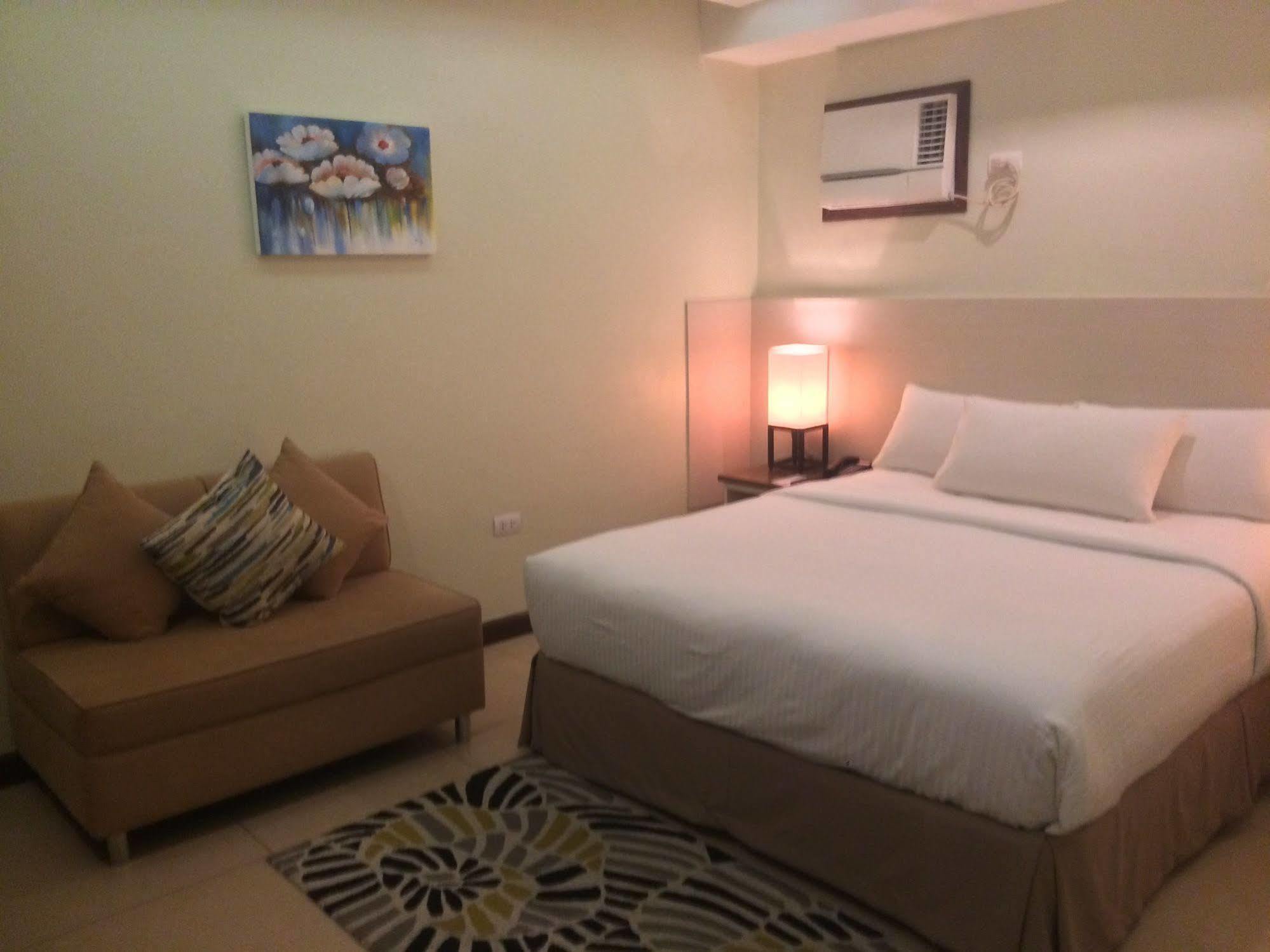Belian Hotel Città di Tagbilaran Esterno foto
